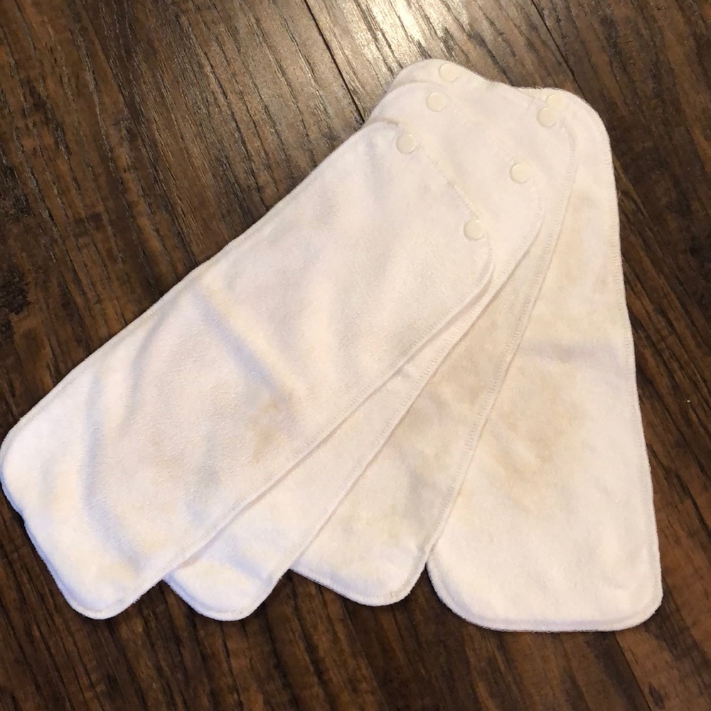 4 cotton diaper inserts (w snaps)